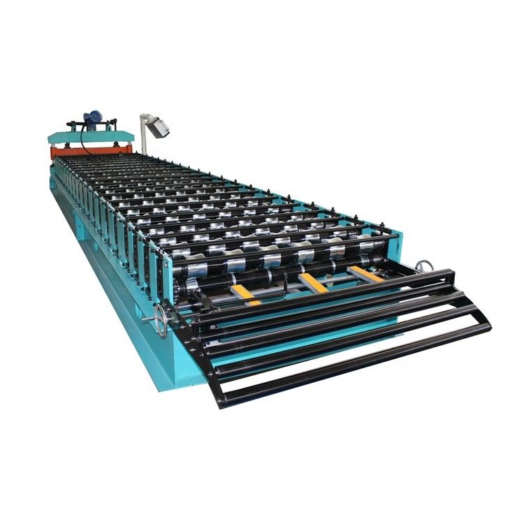 Trapezoidal Type Roof Sheeting Roll Forming Machine With High Cutting Accuracy