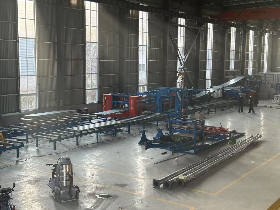 Fireproof Rock Wool Sandwich Panel Roll  Sound Insulation High Speed EPS Rockwool Sandwich Roof Tile Panel Production Line