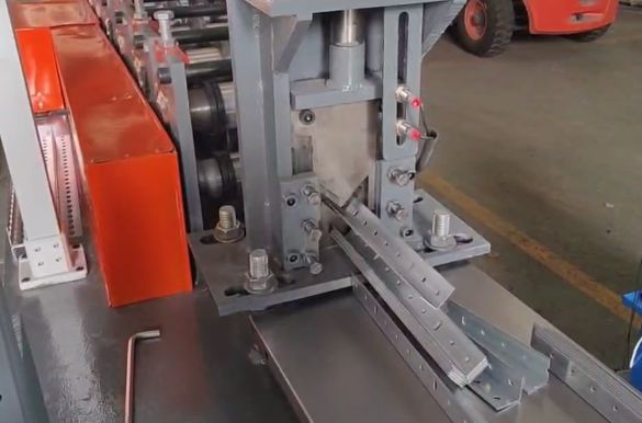 Fast Speed Light Steel L Wall Angle Corner Bead Roll Forming Machine