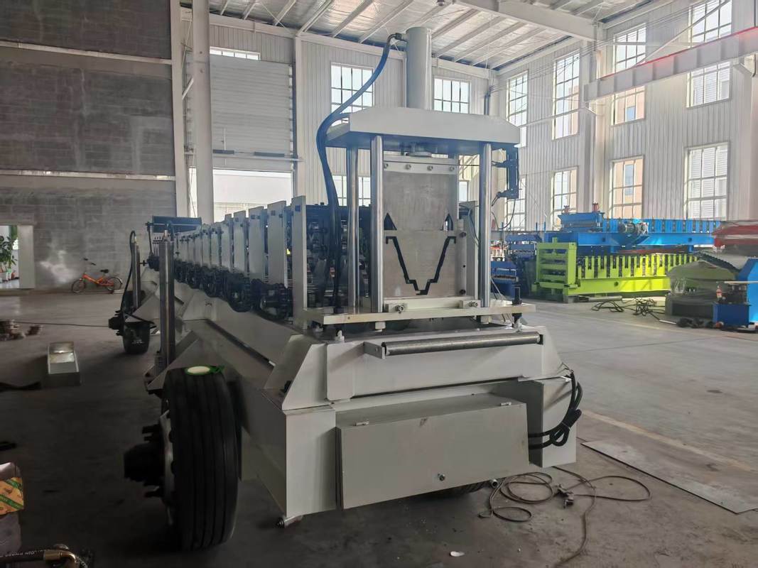 Fast and efficient mobile vegetable planting trough forming machine for greenhouse vegetable planting
