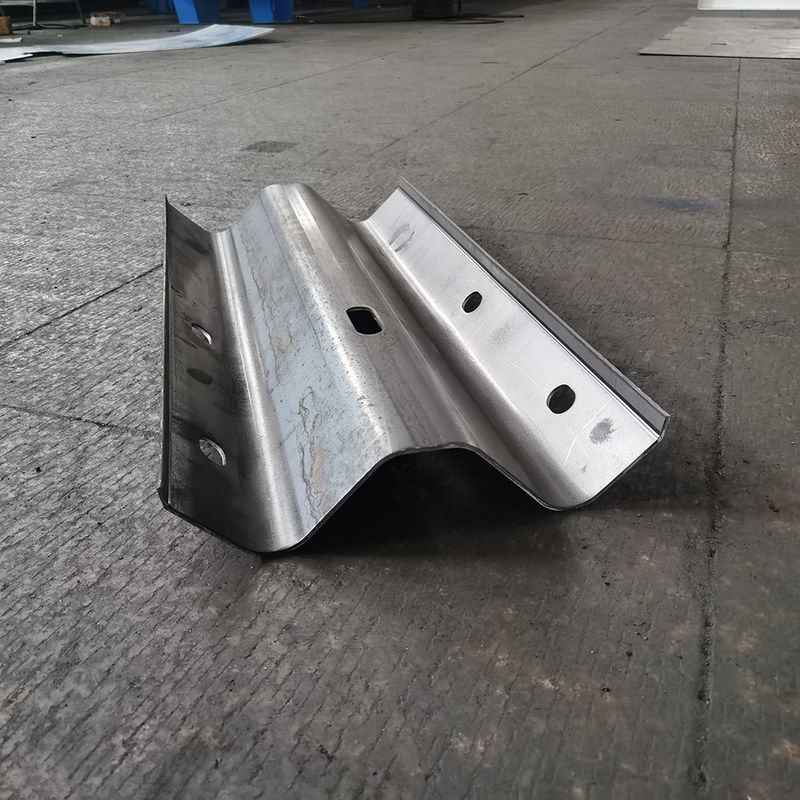 2025 highway guardrail 3 Waves 4mm 15m/Min Guardrail Corrugated Roll Forming Machine