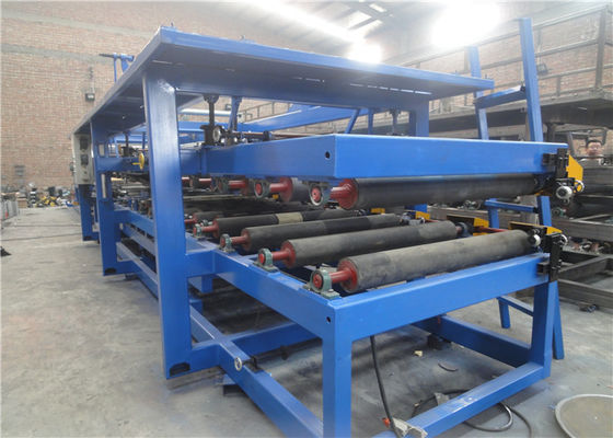 Lightweight PIR  Sandwich Panel Roll Forming Machine Low Thermal Conductivity